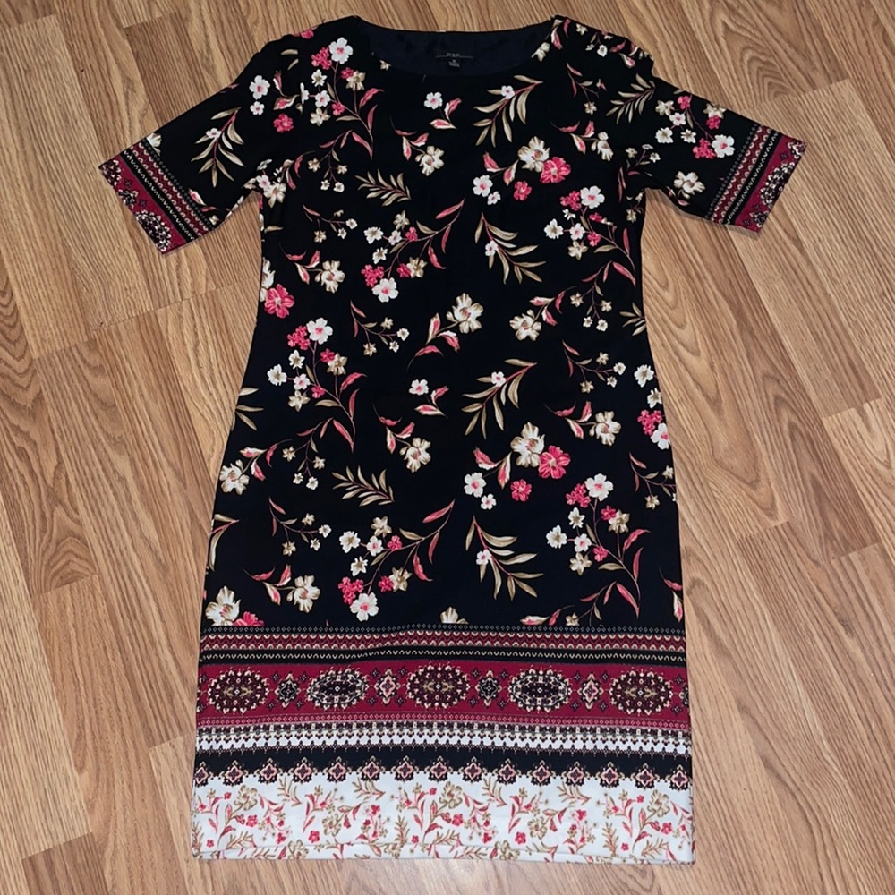 NWOT R&K black floral dress